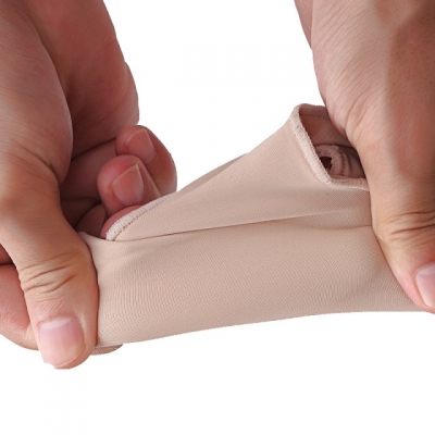 hallux valgus protector gel bunion sock material explenation step 2