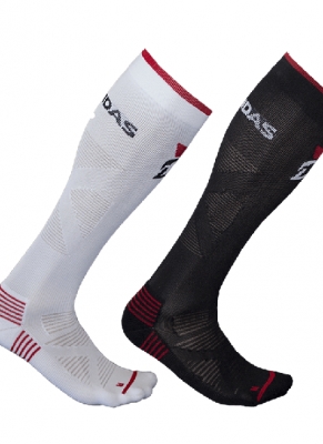 gladiator sports ski socks black and white together