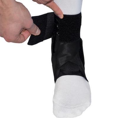 put on gladiator sports lightweight ankle support with straps step 3
